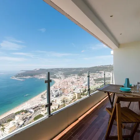 Turquoise Turtle - With Seaview And A/c * Sesimbra